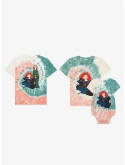 Our Universe Disney Pixar Brave DunBroch Family Women's Tie-Dye T-Shirt - BoxLunch Exclusive -boxlunch store 16975817 av2